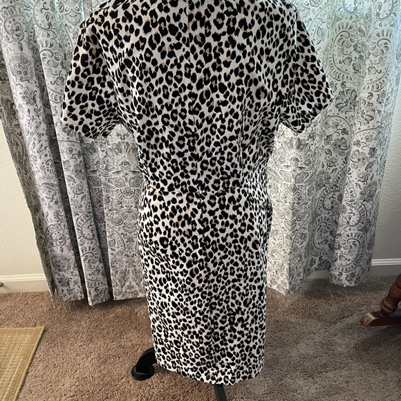 BNWT Leopard print Old Navy dress as XL - Picture 2 of 3